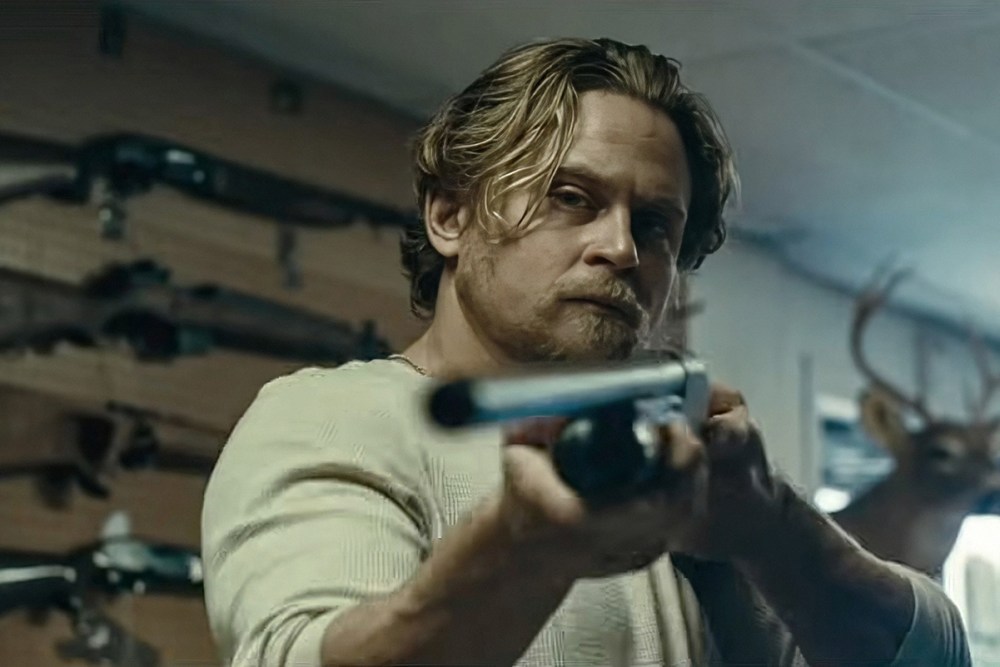 《暴力终结》影评：又一个黑帮家族自取灭亡的老套故事